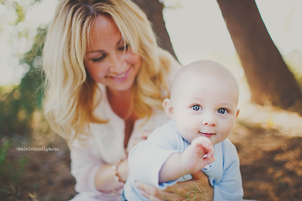 Tustin Orange County family session in park. Cedar Grove Park Tustin California session